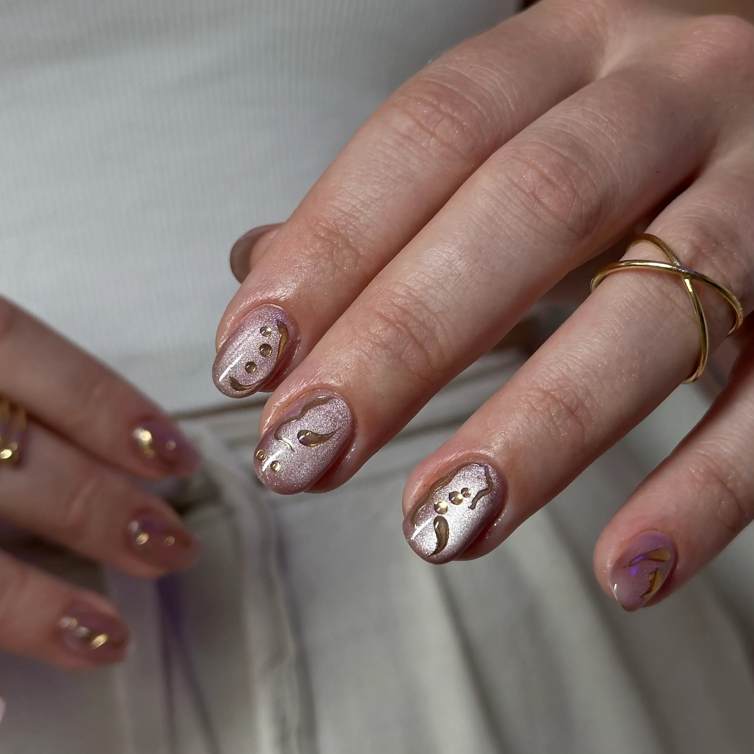 Nail art — kvetinový dizajn na nechtoch